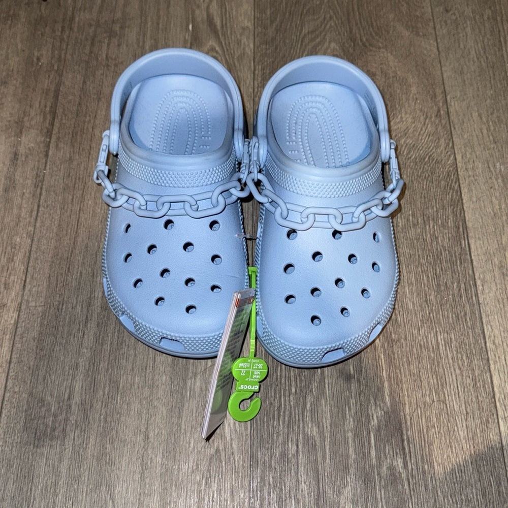 Crocs